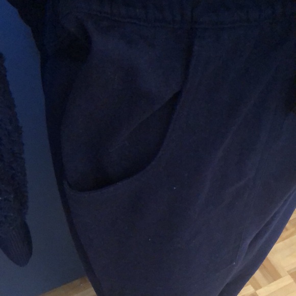 UNDER DISGUISE loungewear/ sleepwear size large - Picture 6 of 11